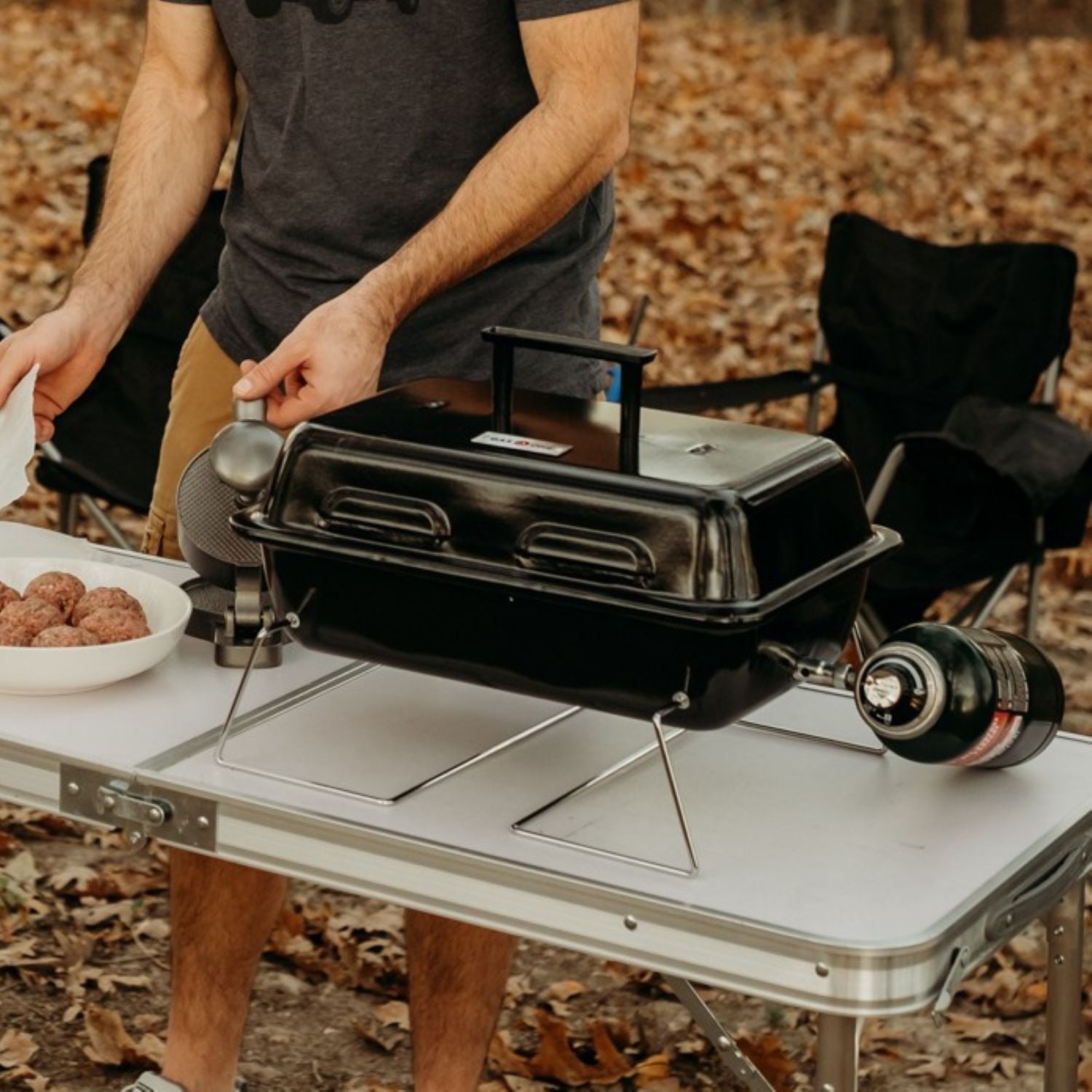 GasOne GPT-25 Propane Burner Gas Grill with Foldable Legs – Portable Grill Propane BBQ Grills with Adjustable Regulator – Heavy Duty Metal Construction – Easy to Assemble, Compact Foldable Design Gas One