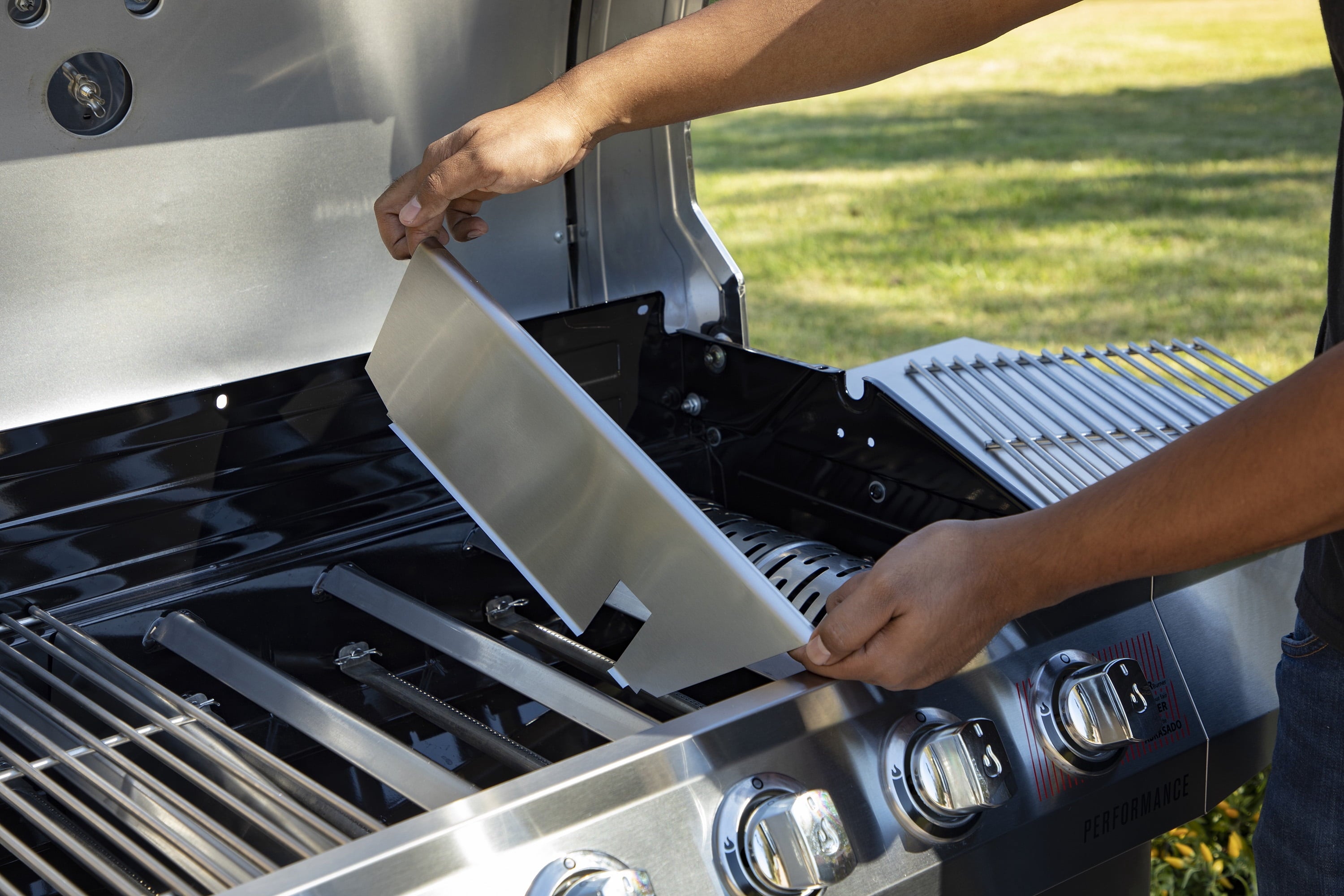 Charbroil? Performance Series? 6-Burner Gas Grill & Griddle Gas Grills