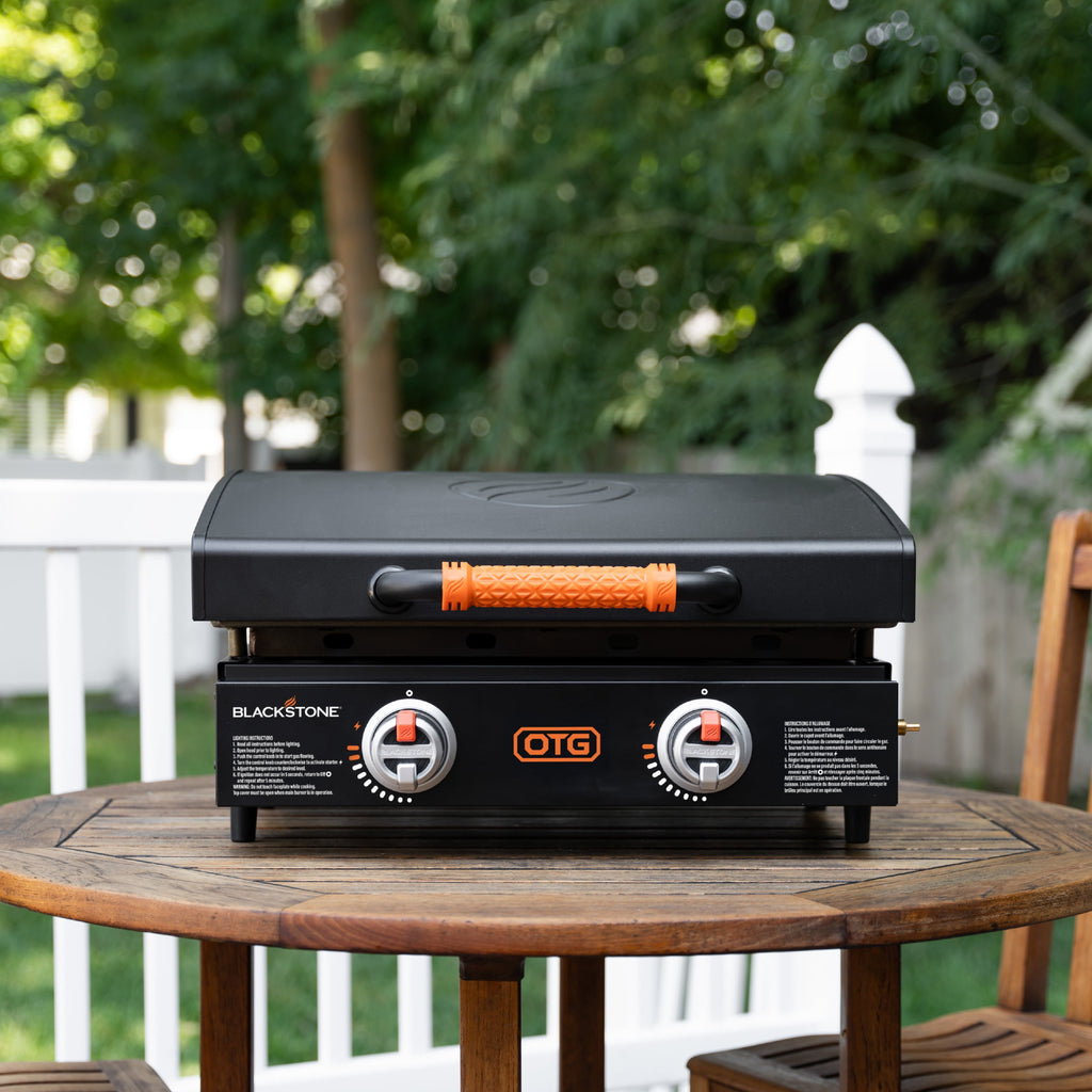 Blackstone OTG 2-Burner 22 Propane Omnivore Tabletop Griddle with Hood Blackstone