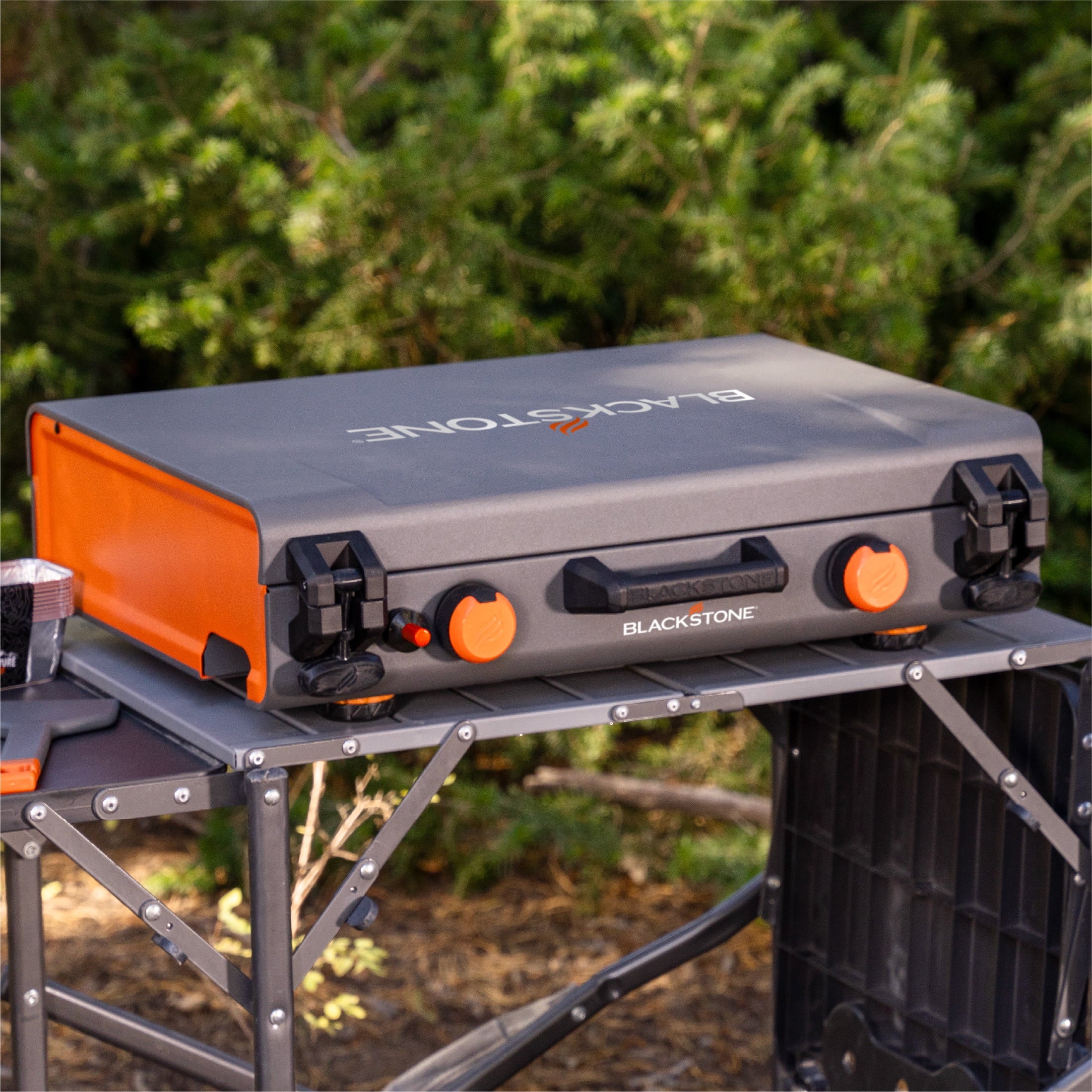 Blackstone Adventure Ready 20x14 2-Burner Propane Camping Griddle with Latching Hood and Handle Gas Grills