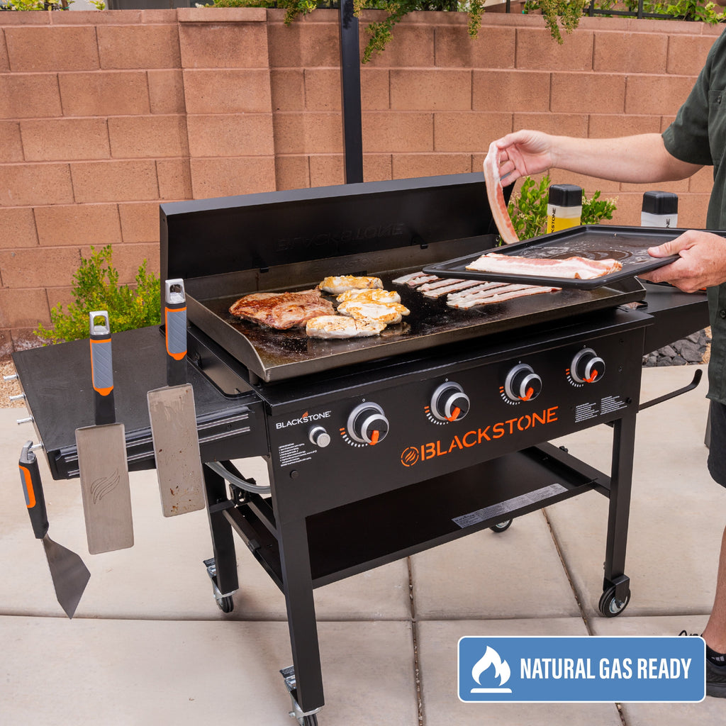 Blackstone Original 4-Burner 36 Natural Gas Omnivore Griddle with Hard Cover Blackstone